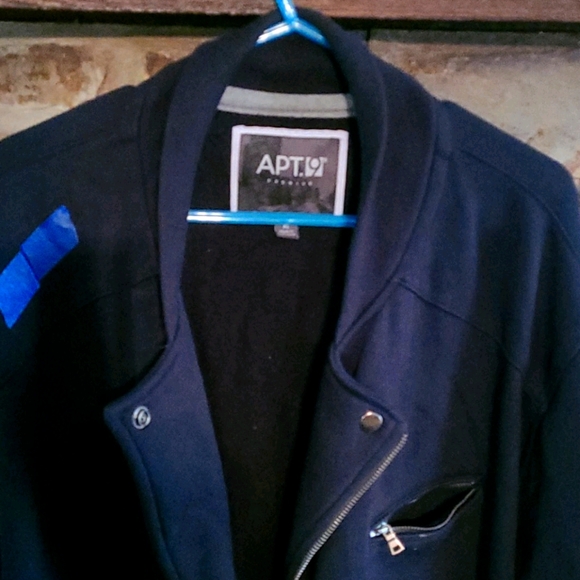 Jacket - Picture 1 of 2